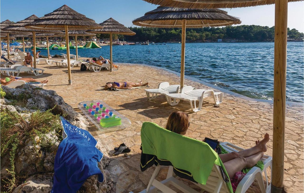 Pet Friendly Apartment In Porec With Wifi Bagian luar foto